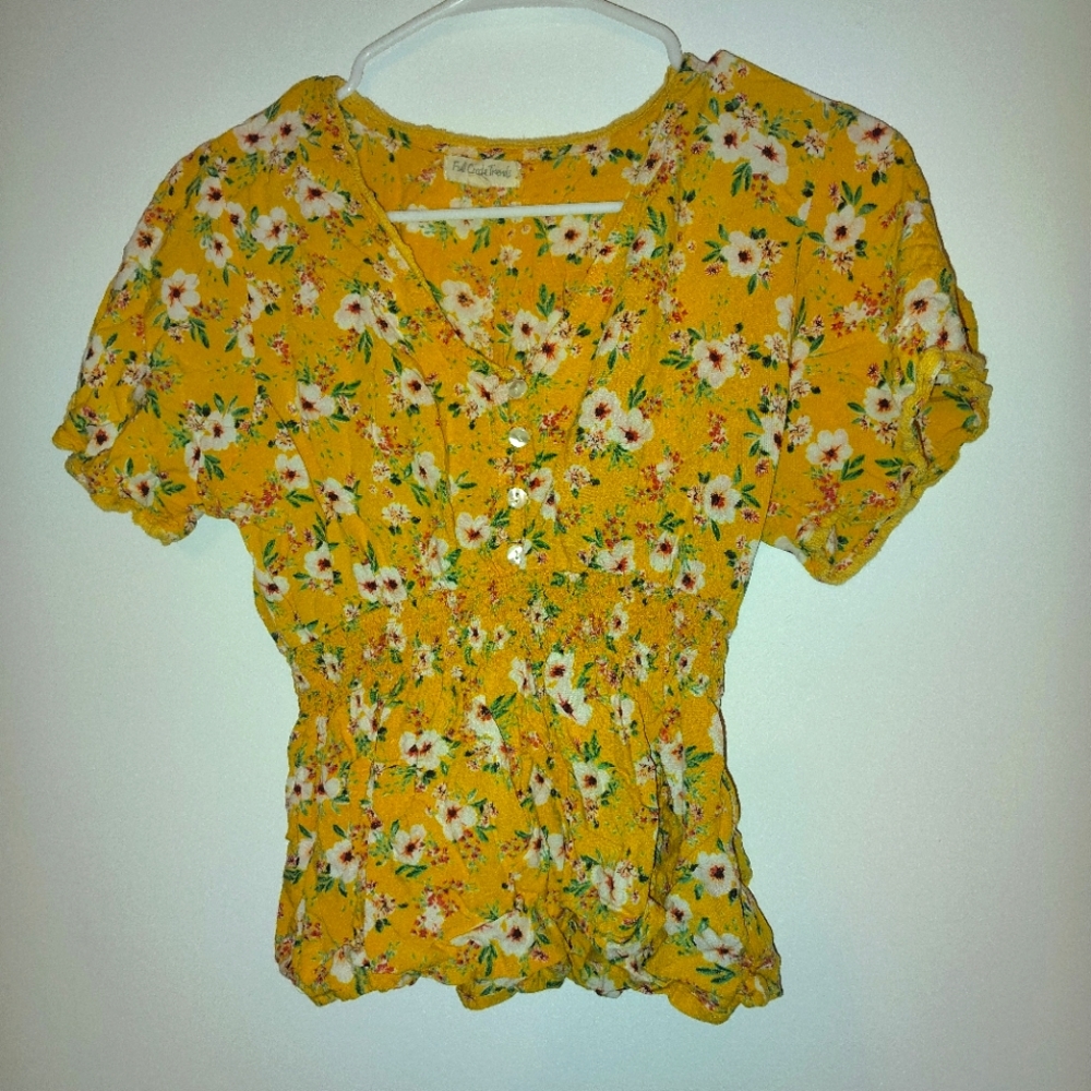 🖤3 For $15🖤Yellow Puff Sleeve Blouse with Peter Pan Collar